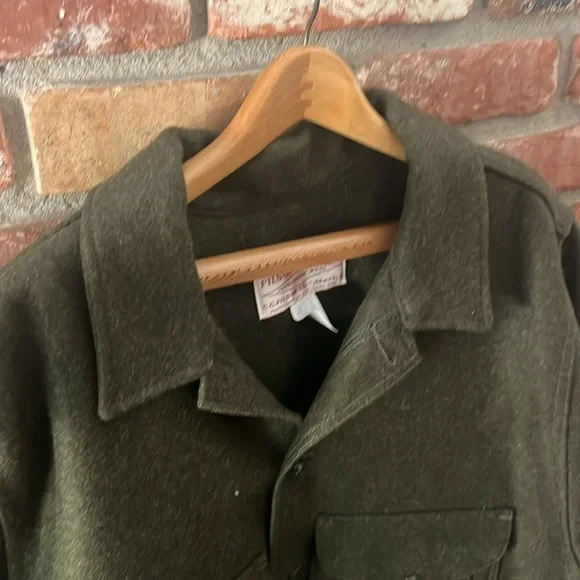 Filson Men's Utility Green Army Jacket With 4 Pockets & Siding Details Size 48 - Picture 5 of 9